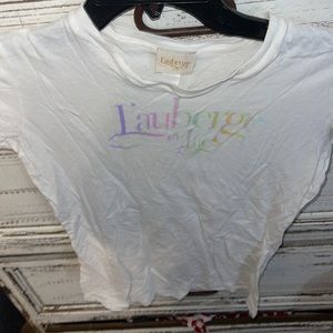 Laberge casino and resort tshirt with wings on back so fine size small